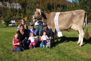 001Andre und Timi Halter mit Familien